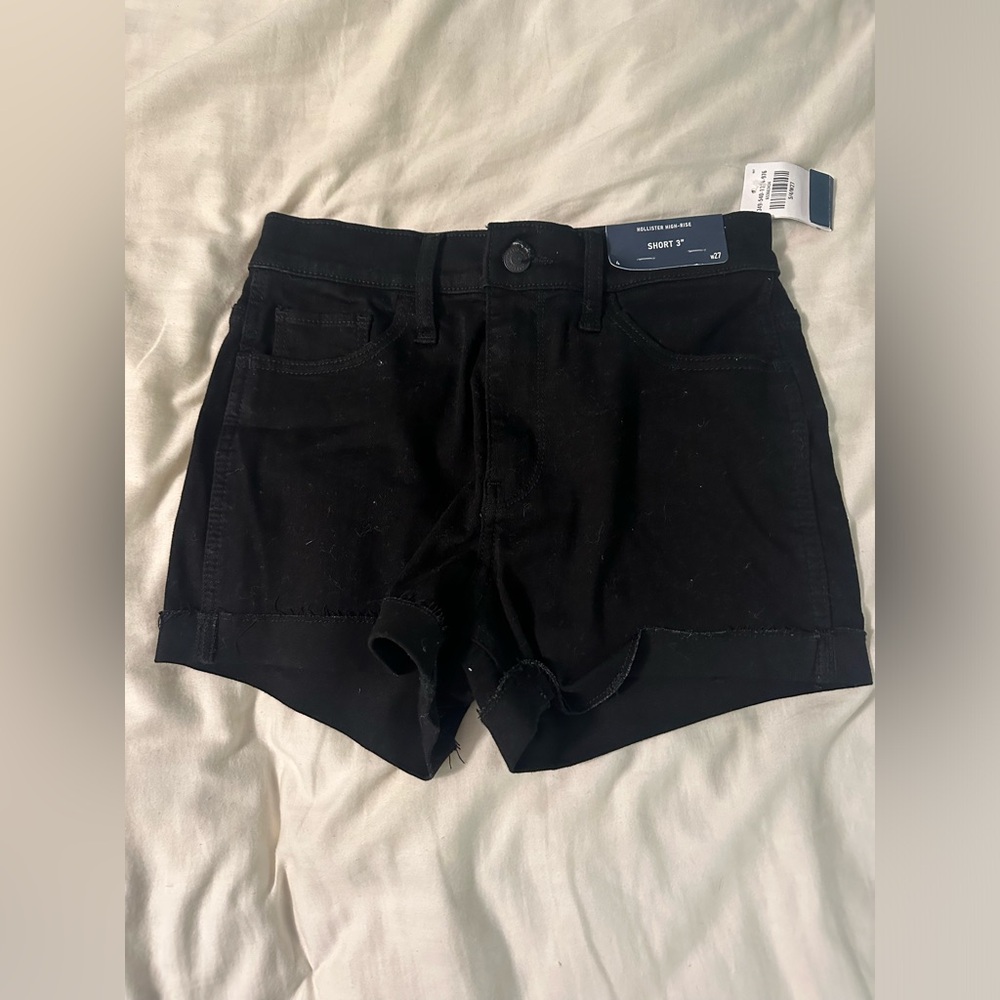 Hollister soft stretch HR short 3”